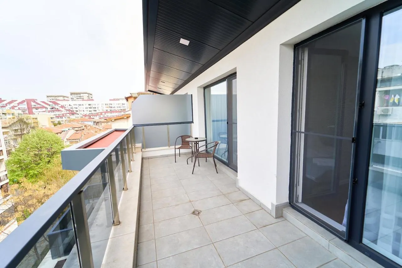 Инфинити Apartment